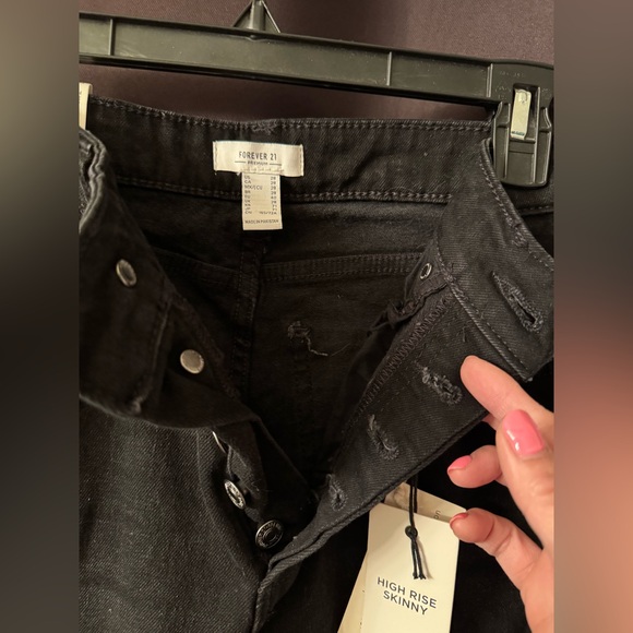 Forever 21 Denim Skinny Jeans - Picture 11 of 16